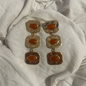 🌟 Mango Geometric Faux Amber Resin Drop Earrings: 70s Retro Vibe ✨